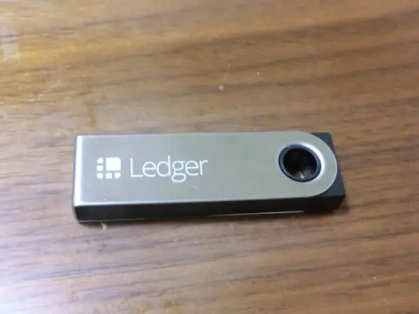 Ledger Nano S hardware wallet close-up